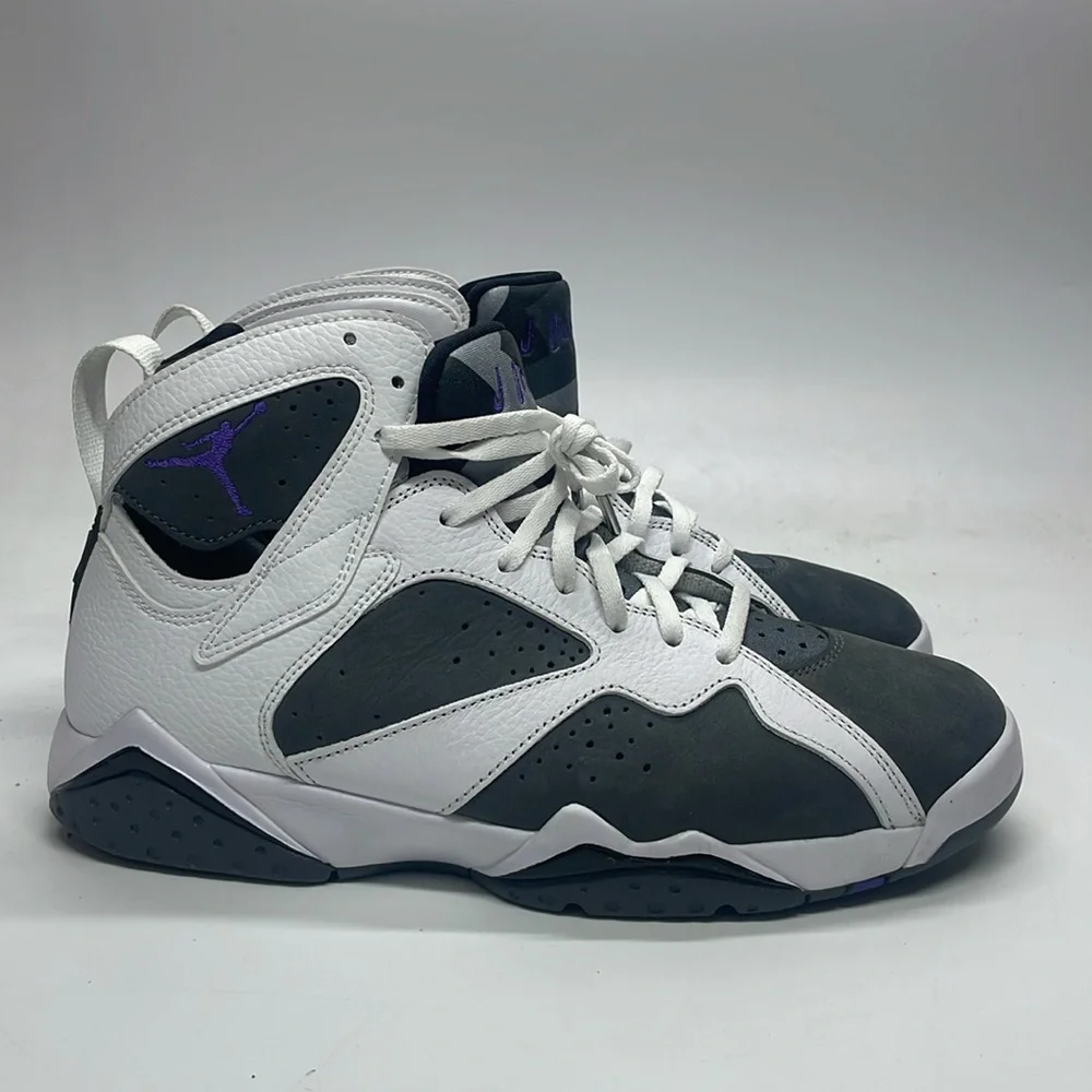 Men’s Air Jordan 7 Retro White/Gray/Purple CU9307-100 USED Size 9.5 without box - Picture 2 of 11